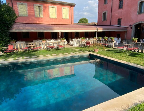 piscina villa montanarini